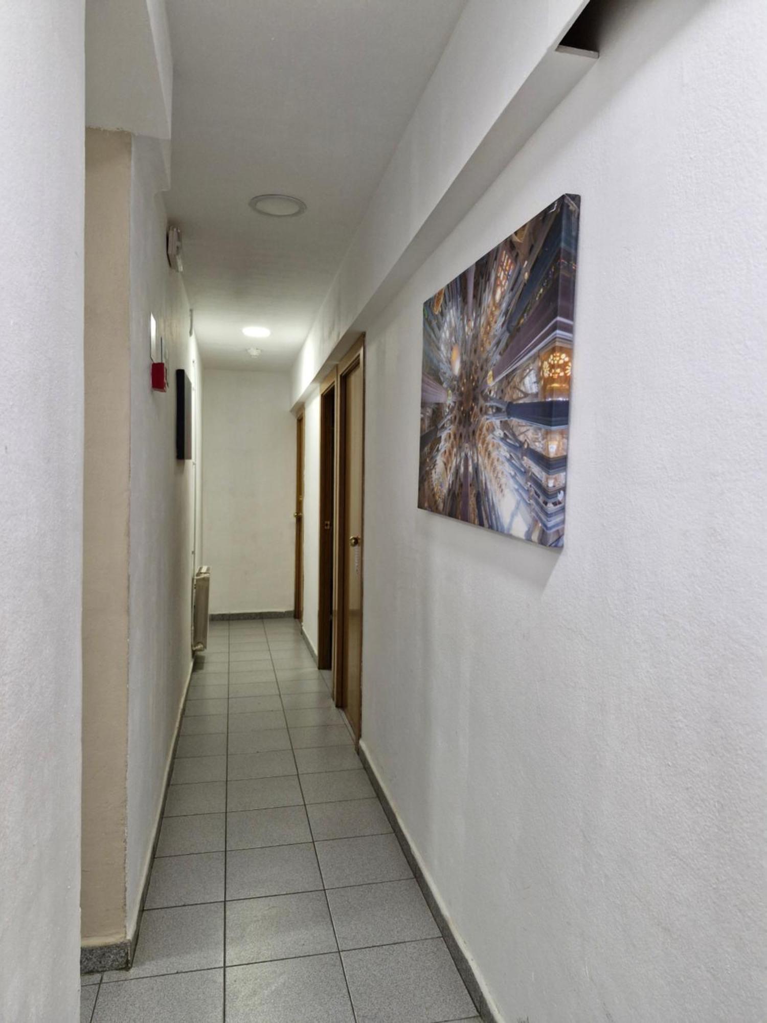 Elkano Hotel *