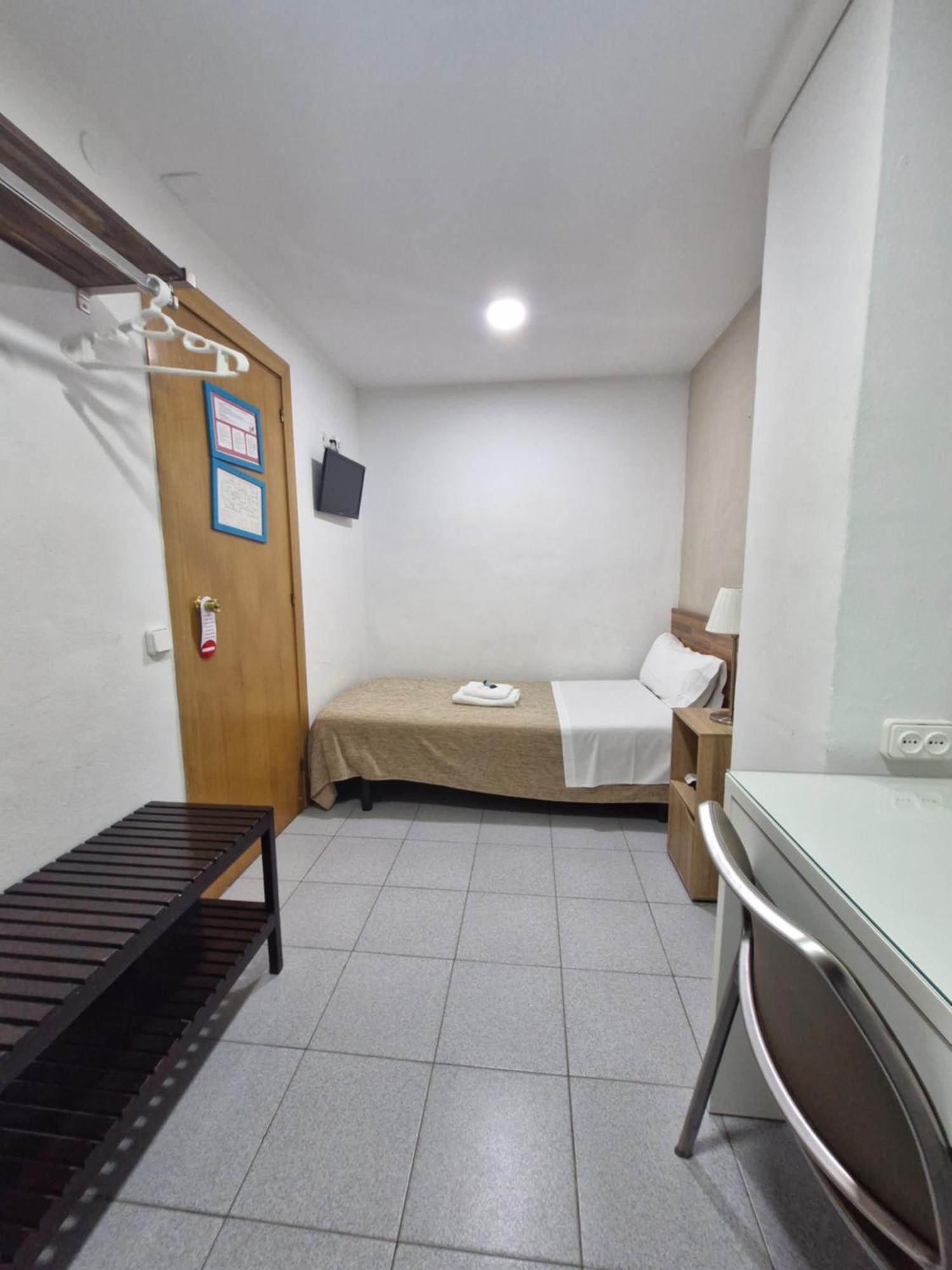Elkano Hotel