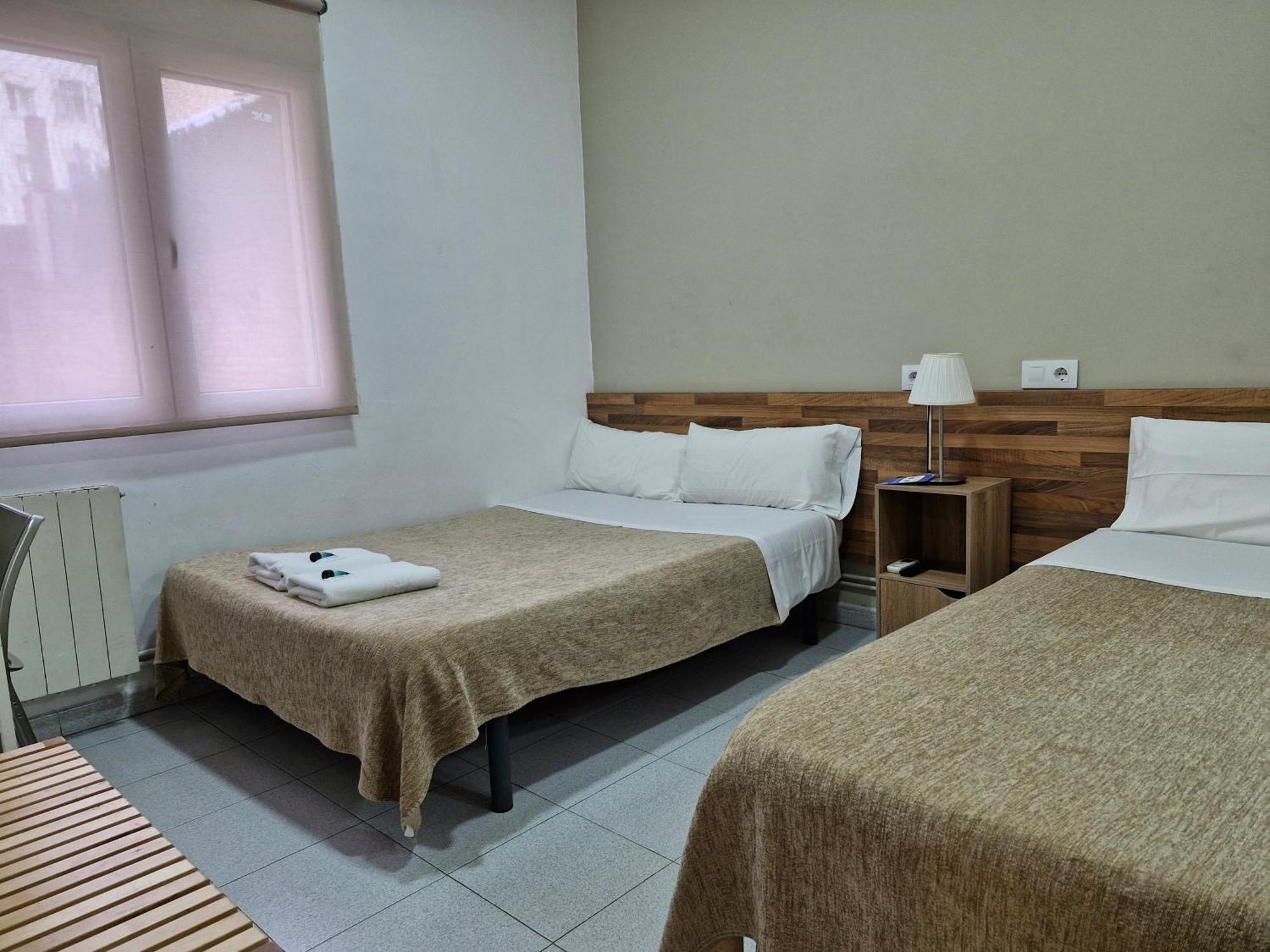 Elkano Hotel *
